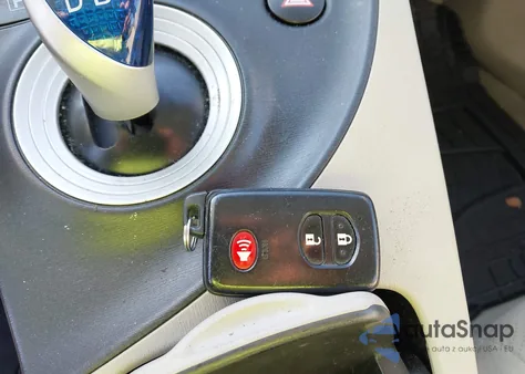 2010 Toyota Prius Ii z USA, uszkodzony, nr VIN JTDKN3DU1A0197447